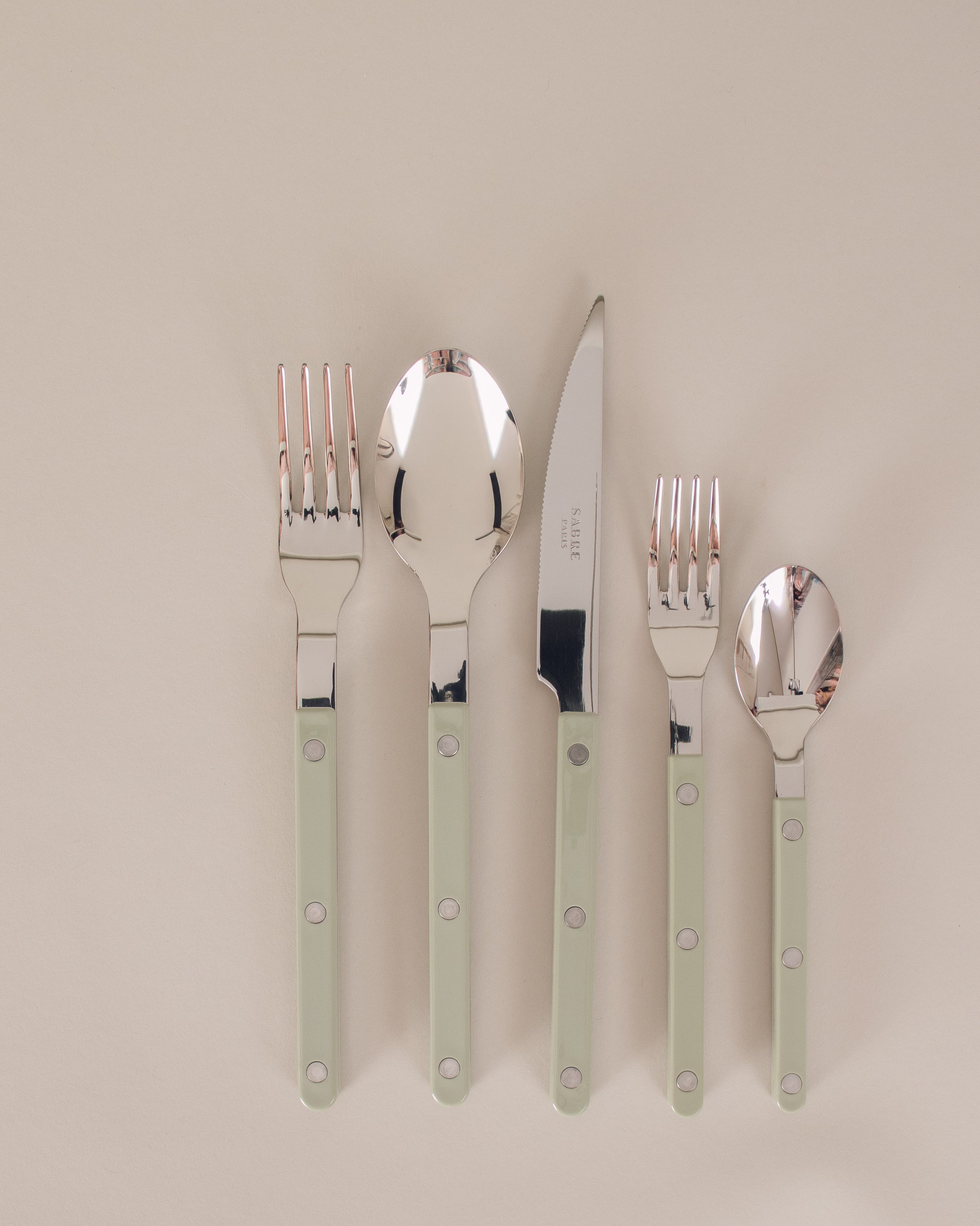 Bistrot Cutlery Set in Asparagus