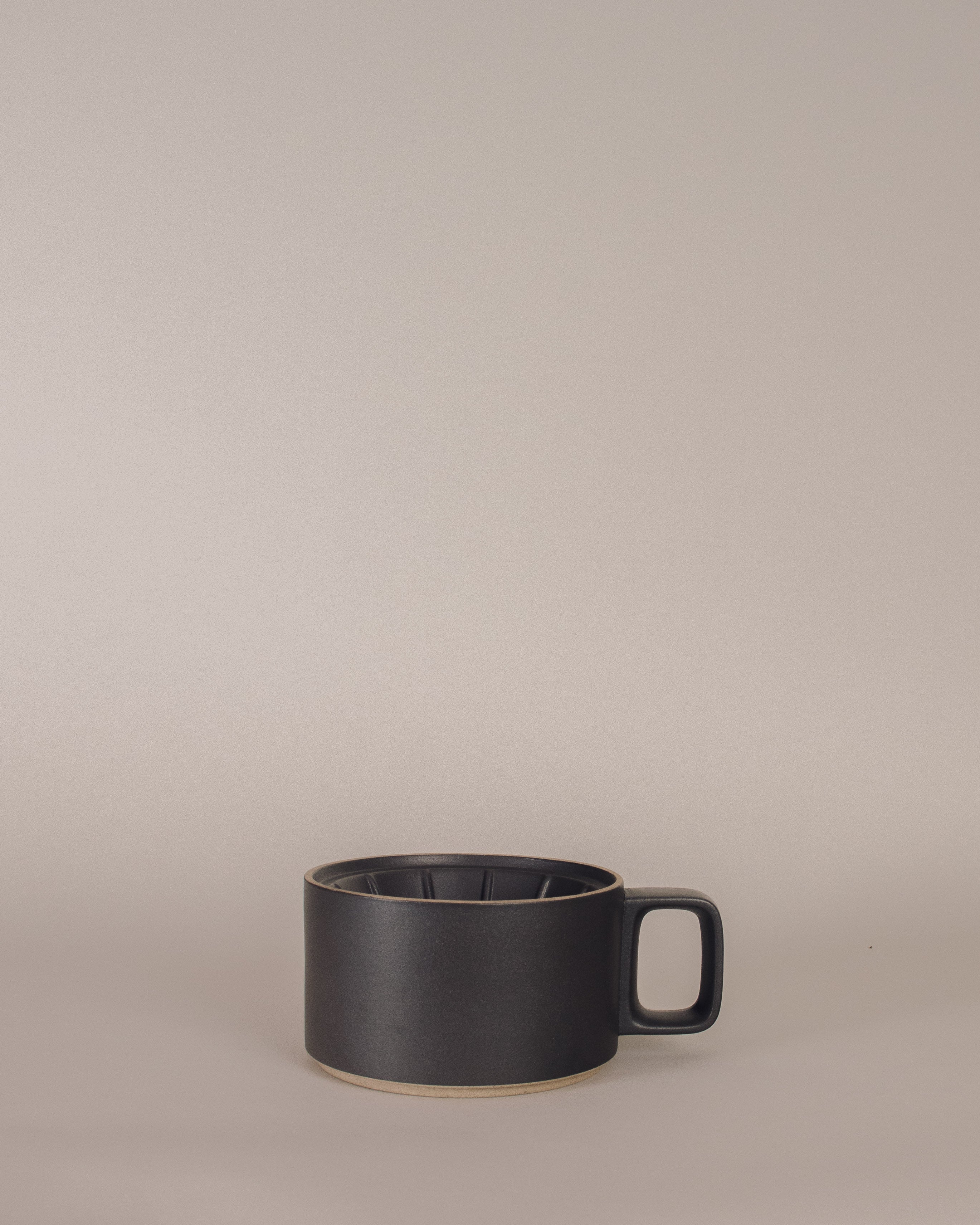 Hasami Coffee Dripper in Black